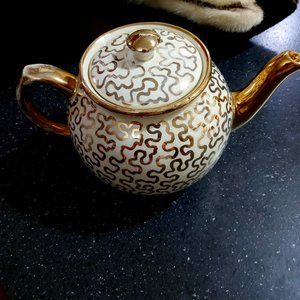 Vintage Sadler England Gold Squiggle Lined Ceramic Porcelain Teapot With Top